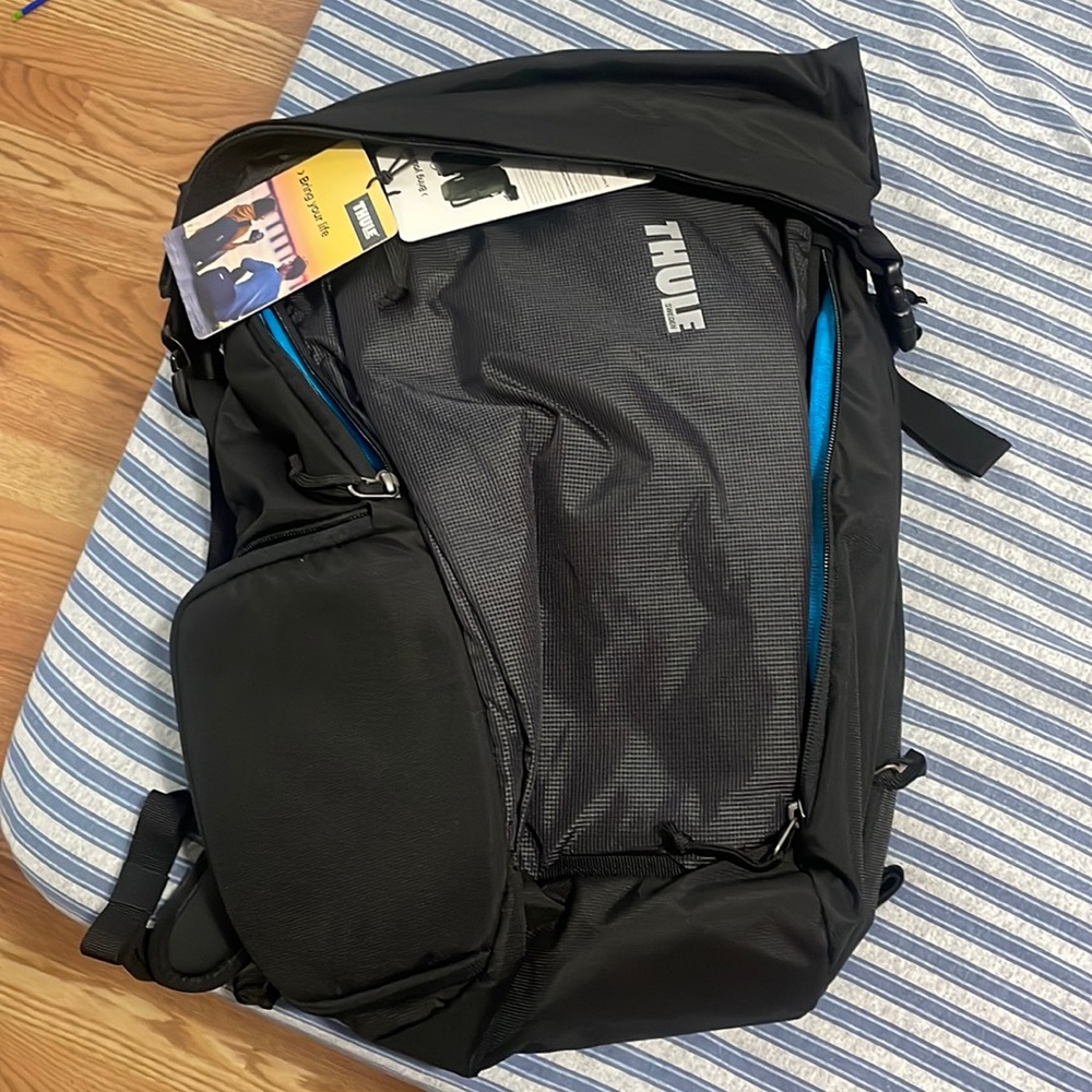 Thule aspect camera backpack